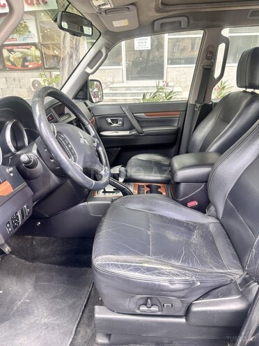 Mitsubishi Pajero 2007, 286,960 km - 3.0 л - Bakı