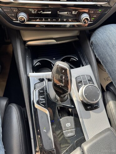 BMW 530 2017, 176,000 km - 2.0 l - Bakı