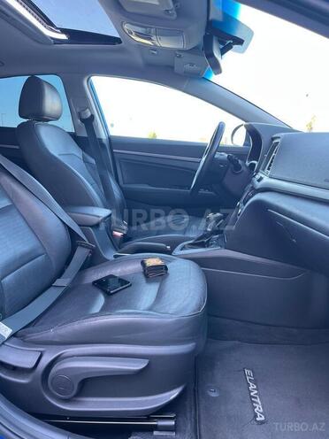 Hyundai Elantra 2017, 126,000 km - 2.0 l - Bakı