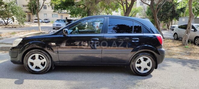 Kia Rio 2006, 290,000 km - 1.4 l - Bakı