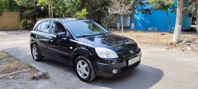 Kia Rio 2006, 290,000 km - 1.4 l - Bakı