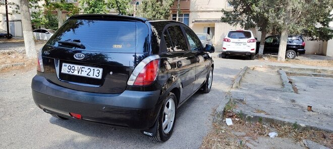 Kia Rio 2006, 290,000 km - 1.4 l - Bakı