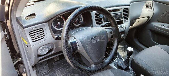 Kia Rio 2006, 290,000 km - 1.4 l - Bakı