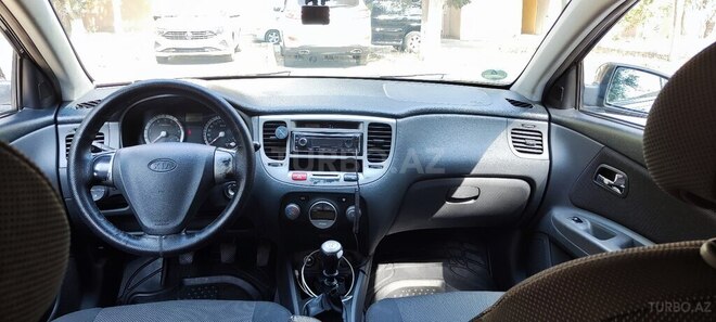 Kia Rio 2006, 290,000 km - 1.4 l - Bakı