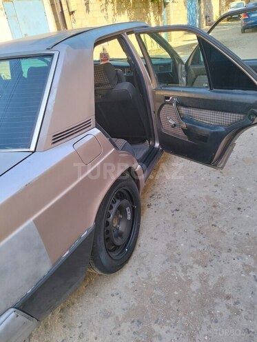 Mercedes 190 1992, 300,000 km - 2.0 l - Bakı