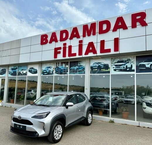 Toyota Yaris Cross-3