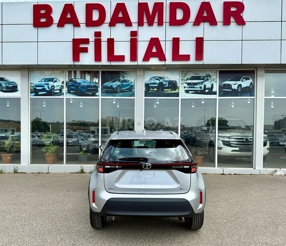 Toyota Yaris Cross-5