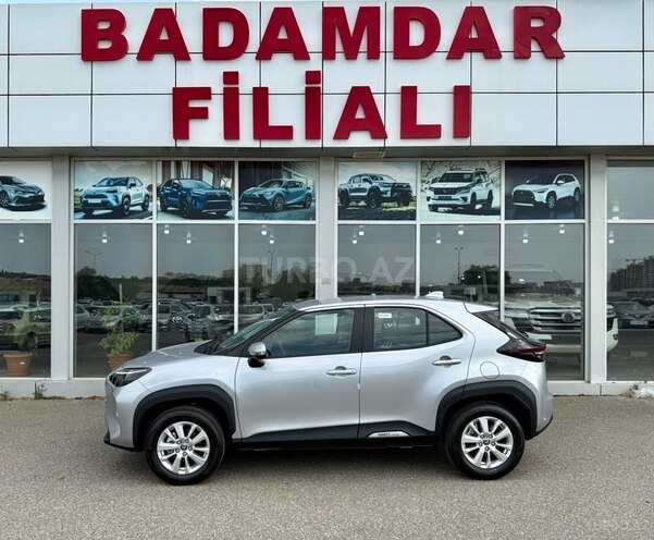 Toyota Yaris Cross-9