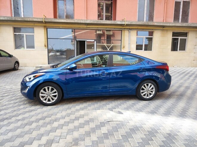 Hyundai Elantra 2015, 127,299 km - 1.8 л - Bakı
