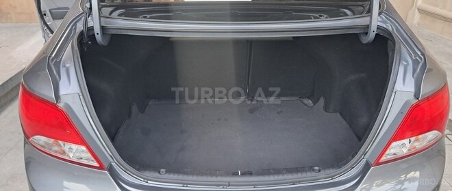 Hyundai Accent 2017, 100,000 km - 1.6 l - Bakı