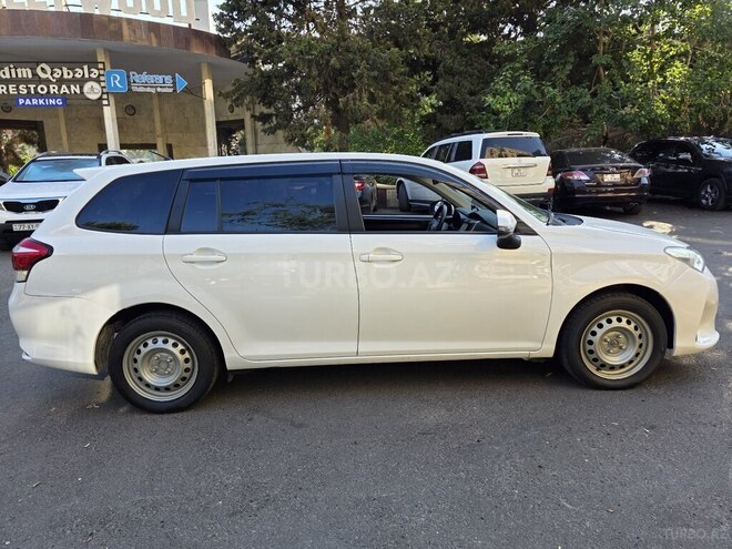 Toyota Corolla Fielder 2018, 197,000 km - 1.5 l - Bakı