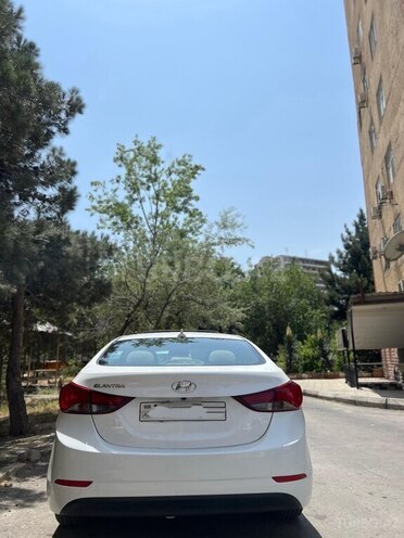 Hyundai Elantra 2015, 165,762 km - 2.0 л - Bakı