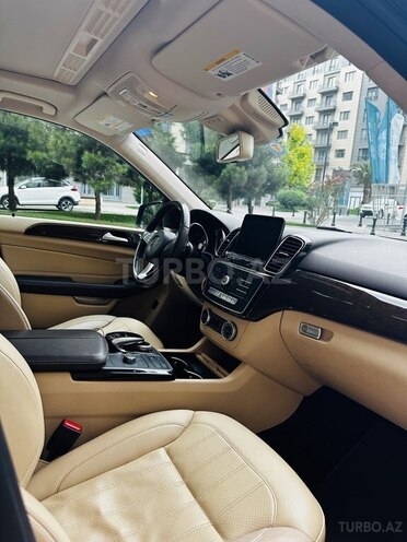 Mercedes GLE 400 4MATIC-6