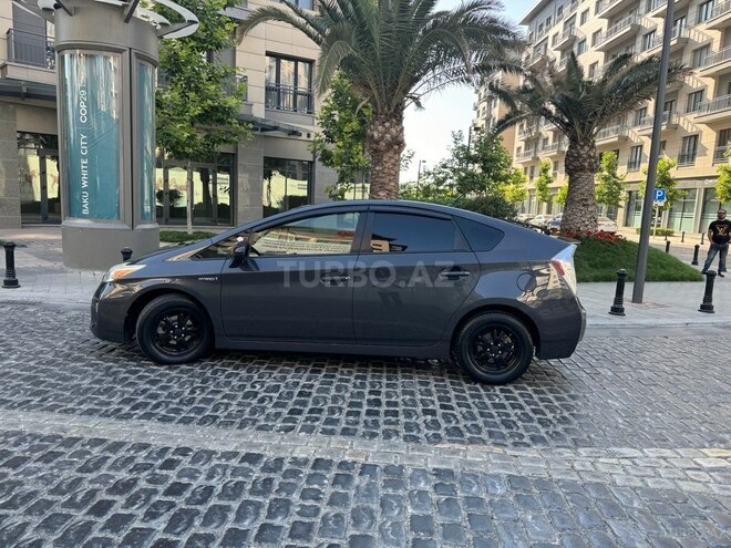 Toyota Prius 2014, 241,402 km - 1.8 l - Bakı
