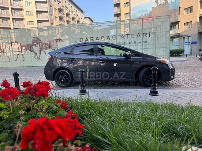 Toyota Prius 2014, 241,402 km - 1.8 l - Bakı