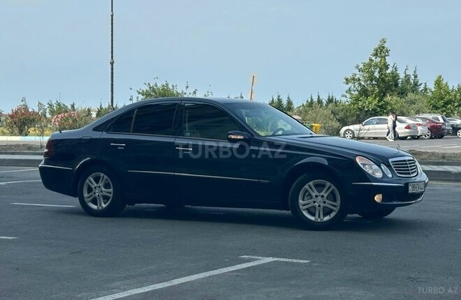 Mercedes E 220 d 2002, 223,220 km - 2.2 л - Sumqayıt