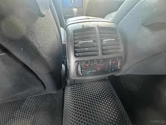 Mercedes E 220 d 2002, 223,220 km - 2.2 л - Sumqayıt