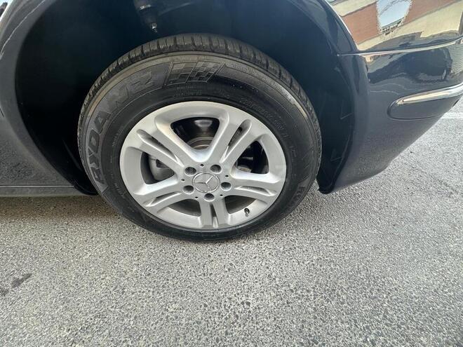Mercedes E 220 d 2002, 223,220 km - 2.2 л - Sumqayıt