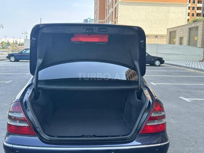 Mercedes E 220 d 2002, 223,220 km - 2.2 л - Sumqayıt