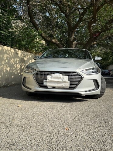 Hyundai Elantra 2017, 200,000 km - 2.0 л - Bakı