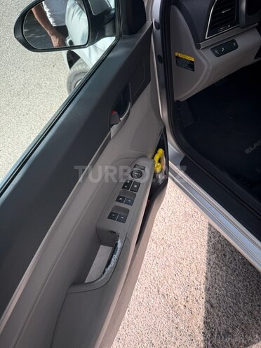Hyundai Elantra 2017, 200,000 km - 2.0 л - Bakı