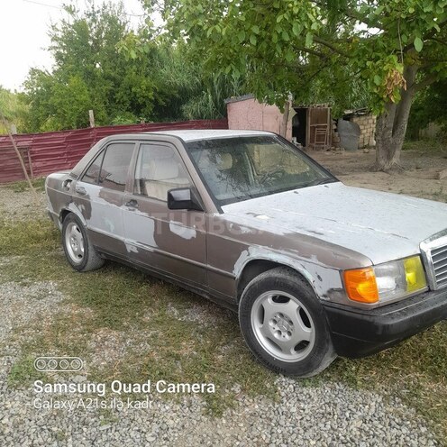 Mercedes 190 1988, 244,330 km - 2.0 л - Bərdə