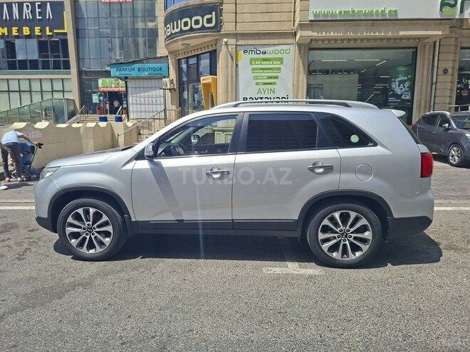 Kia Sorento-5