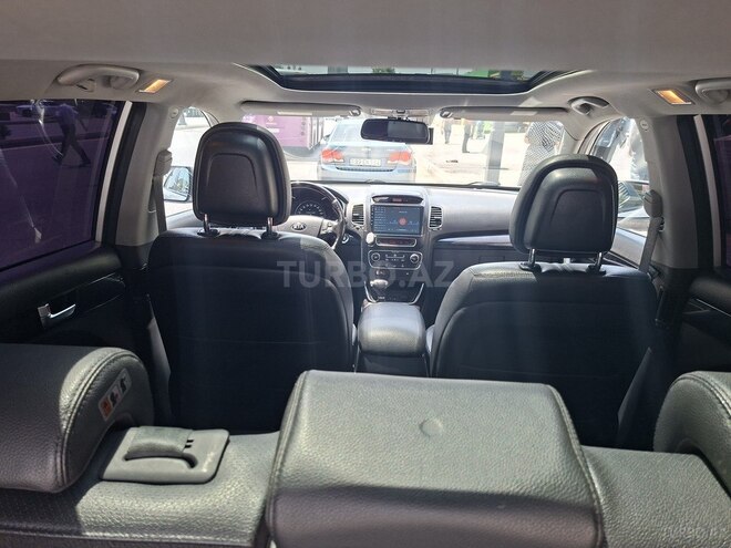 Kia Sorento-3