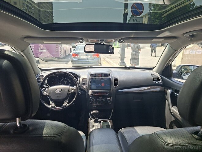 Kia Sorento-6