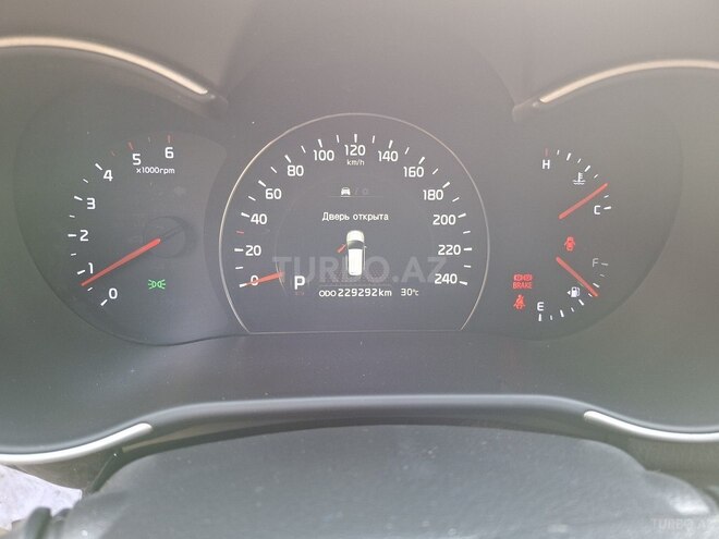 Kia Sorento-11