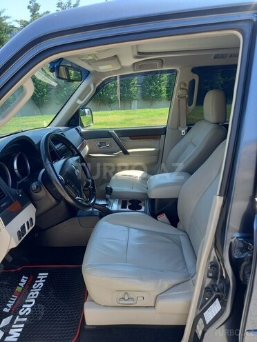 Mitsubishi Pajero 2007, 177,000 km - 3.0 l - Bakı