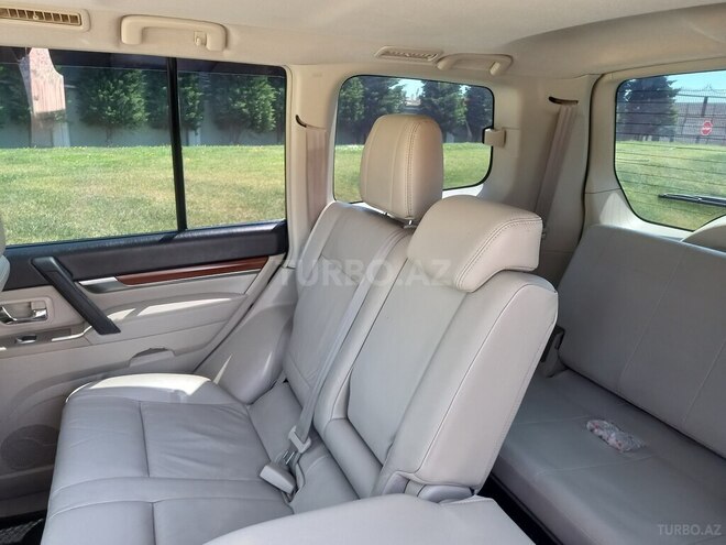 Mitsubishi Pajero 2007, 177,000 km - 3.0 l - Bakı