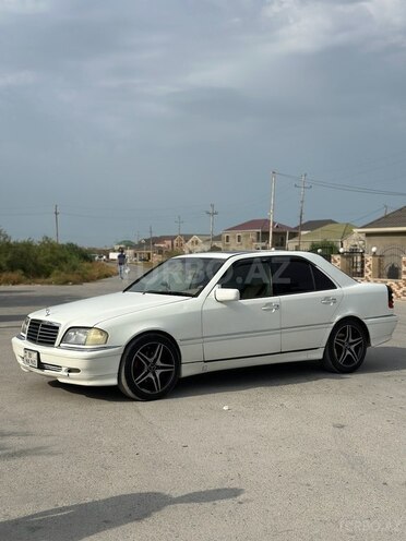 Mercedes C 230 1999, 254,000 km - 2.3 l - Bakı
