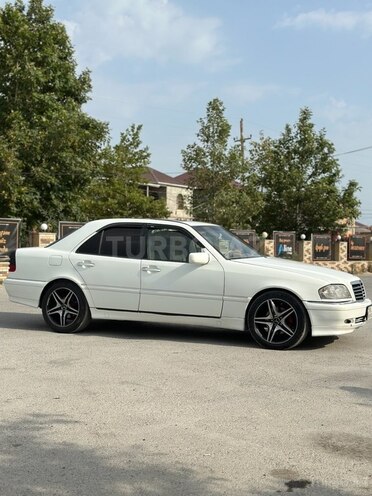 Mercedes C 230 1999, 254,000 km - 2.3 l - Bakı