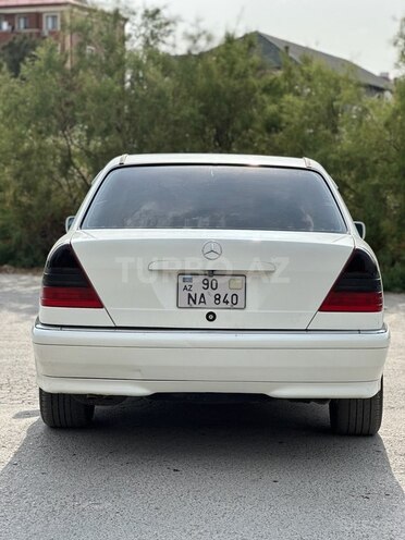 Mercedes C 230 1999, 254,000 km - 2.3 l - Bakı
