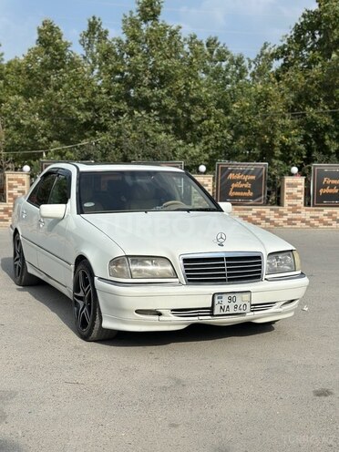 Mercedes C 230 1999, 254,000 km - 2.3 l - Bakı