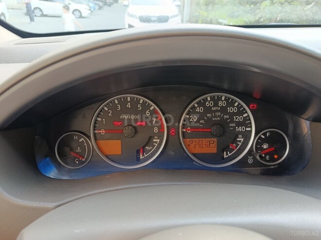 Nissan Pathfinder 2004, 194,500 km - 4.0 l - Bakı