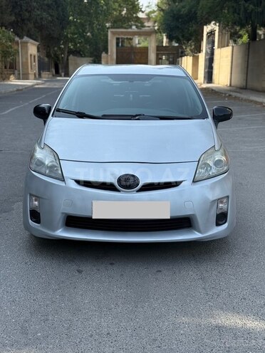 Toyota Prius-1