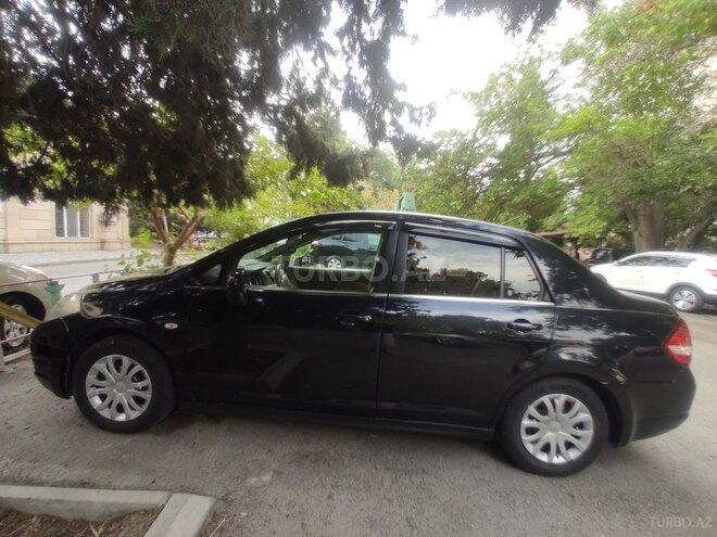 Nissan Tiida 2009, 320,000 km - 1.6 л - Bakı