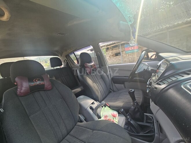 Mitsubishi L200 2008, 291,233 km - 2.5 л - Lənkəran