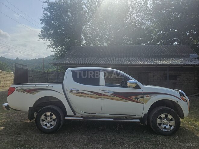 Mitsubishi L200 2008, 291,233 km - 2.5 л - Lənkəran