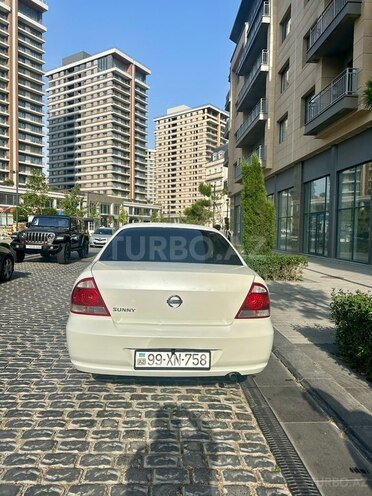 Nissan Sunny 2010, 324,649 km - 1.6 l - Bakı