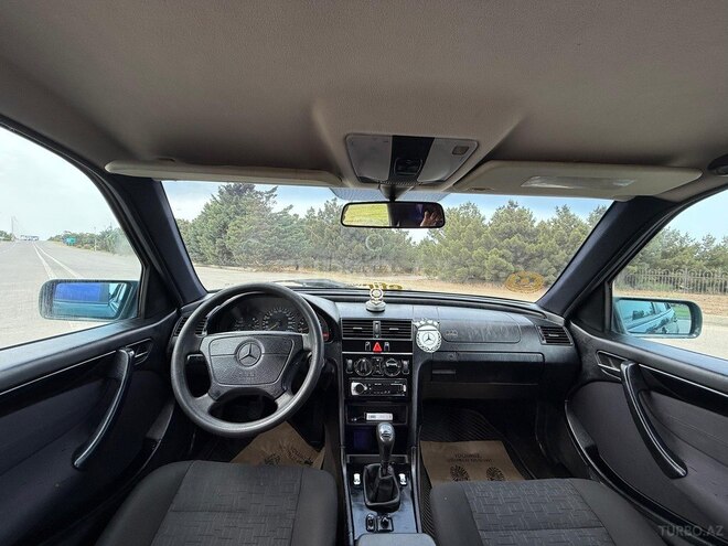Mercedes C 200 1997, 270,000 km - 2.0 л - Bakı