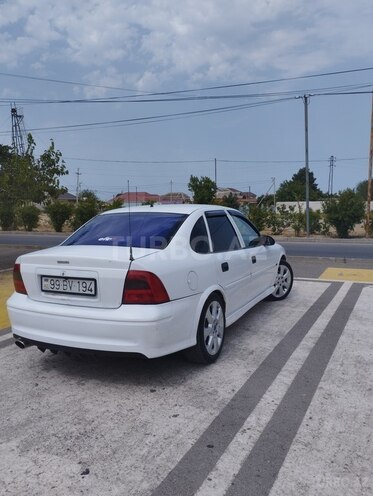 Opel Vectra 2001, 396,870 km - 1.8 л - Bakı