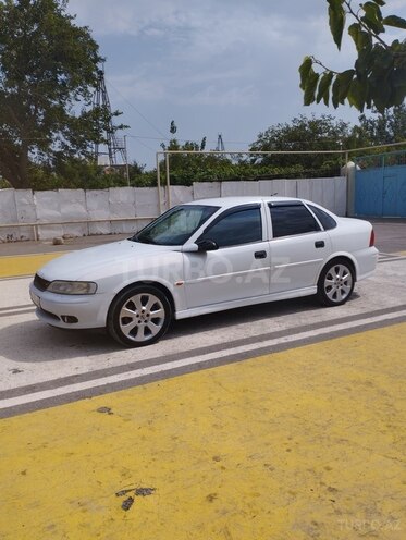 Opel Vectra 2001, 396,870 km - 1.8 л - Bakı