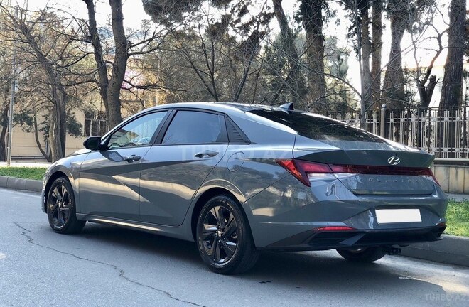 Hyundai Elantra 2021, 70,000 km - 2.0 l - Bakı