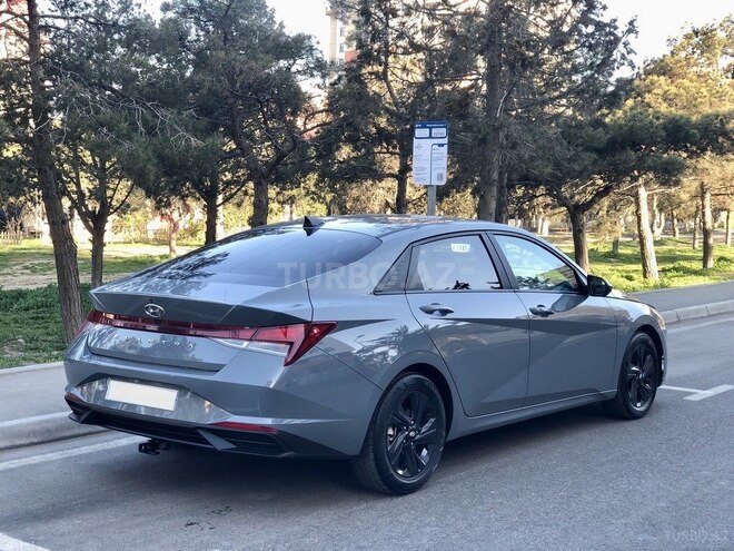 Hyundai Elantra 2021, 70,000 km - 2.0 l - Bakı