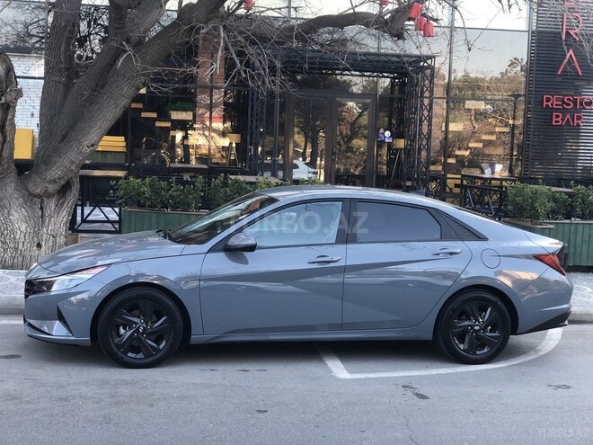 Hyundai Elantra 2021, 70,000 km - 2.0 l - Bakı