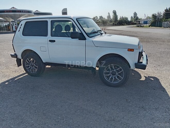 LADA (VAZ) Niva 2014, 109,000 km - 1.7 l - Astara