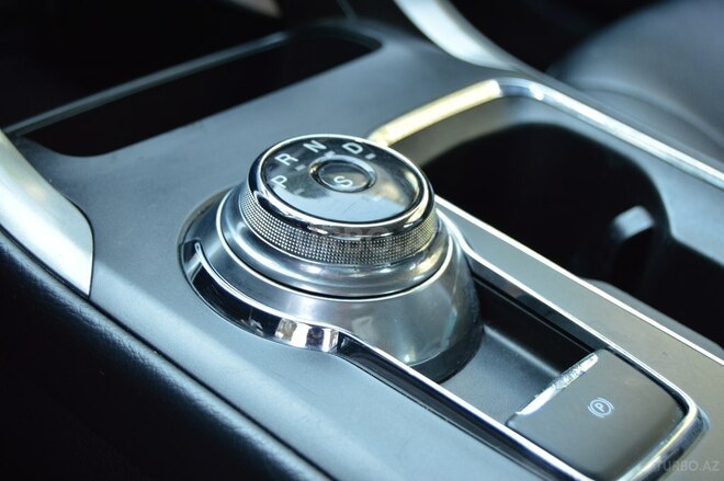 Ford Fusion (North America)-18